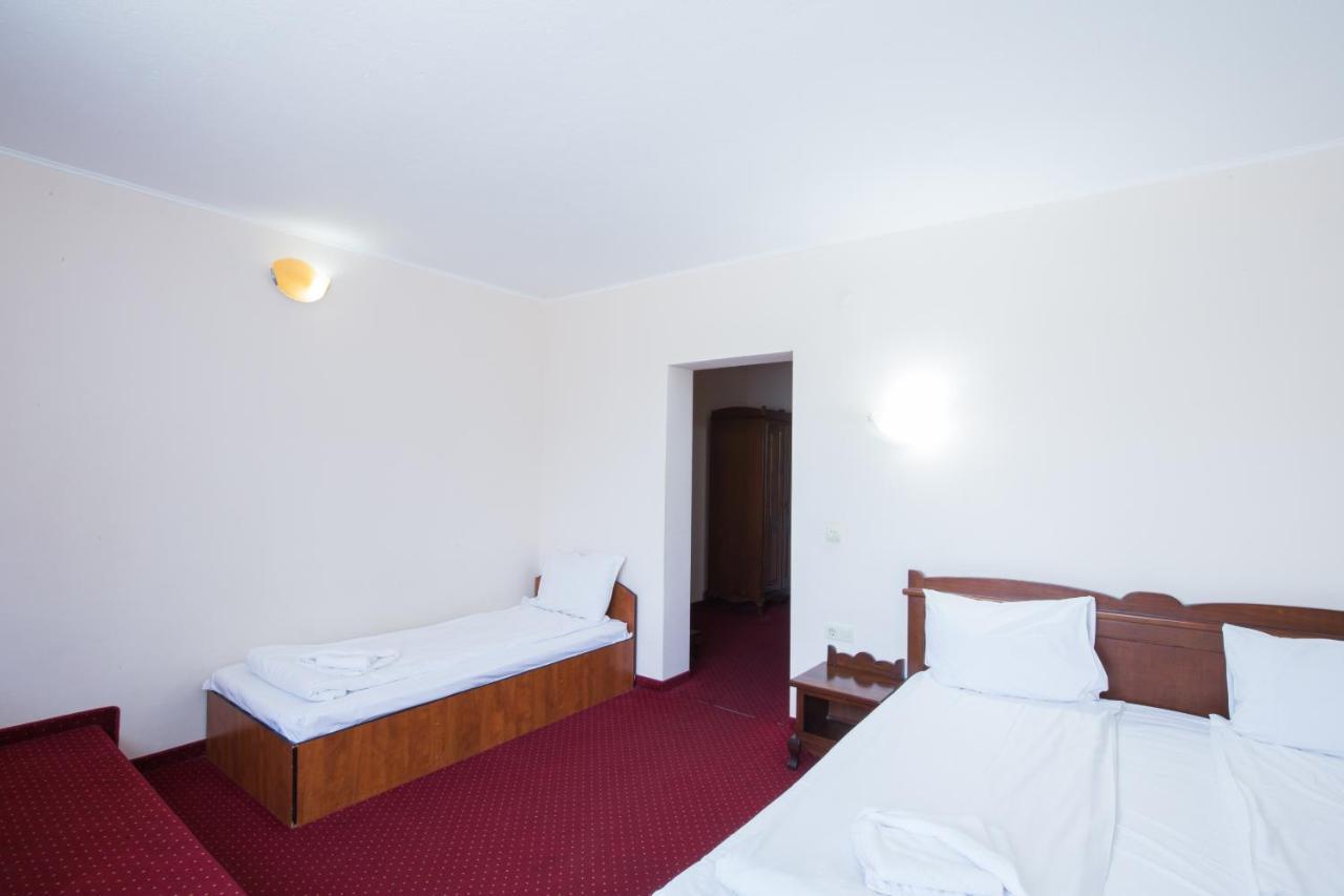 Dumbrava Sibiului Hotel Eksteriør billede